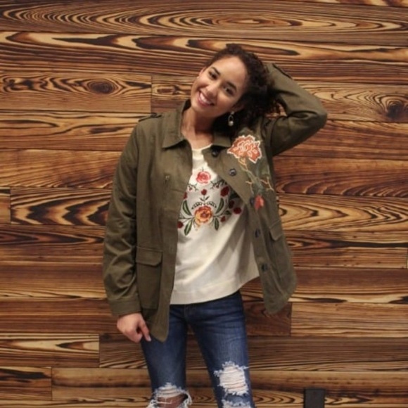 Top‎ - Picture 4 of 5